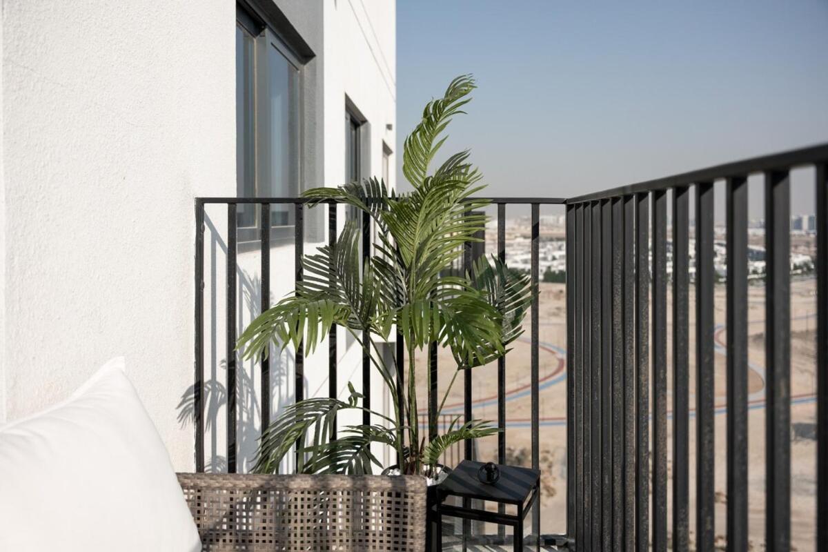 Soothing 1-Bedroom With A Modern Kitchen And Dining Area In Jebel Ali! Dubai Exterior photo